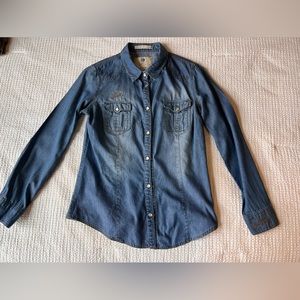 Woman denim shirt